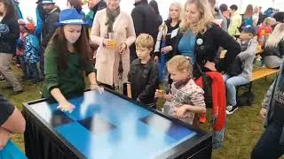 Interaktivní hrací stůl (MEGA TABLET) - firemky.cz