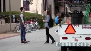 Öpüşme Cezalı Oyunn Pranklnvasion