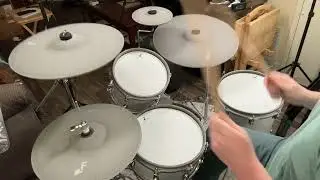 Recording with Efnote 5 drum module direct to Logic Pro X!