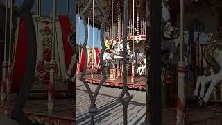 Внучки на карусели #дети
