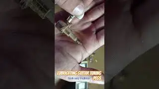 guitar tips : lubricating guitar tuning pegs (level - easy beginner) #guitartips #guitartricks