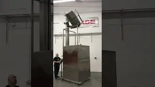 Rubbermaid Brute Bin Tipper