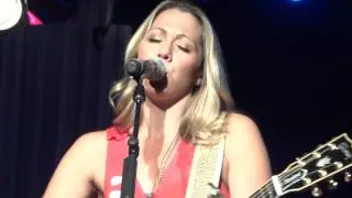 Midnight Bottle, Colbie Caillat, Seattle, WA, 2011