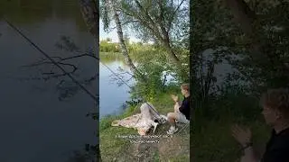 Раздвинул ноги на рыбалке‼️
