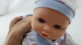 Ползающий малыш кукла