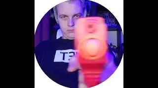 Ты зачем мой фотоаппарат прострелил? 🔫😠