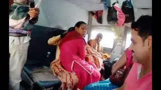 Ghumakkad | हिजड़ा जब आकर गोद में बैठ गया