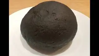 Черное тесто для пельмений и вареников