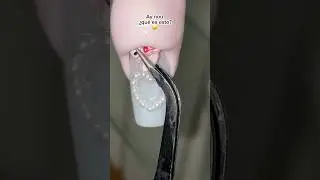Hay algo DENTRO DE MI CUTÍCULA😱😰 #nails #naildesign #nailhacks #shorts #nailtrends