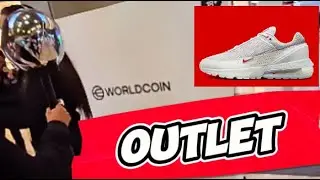 Voy al outlet y aparecen los de WORLDCOIN