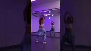 How to ‘ Tic Toc ‘ your hips 🫶🔥🤩 originated from dancehall in Caribbean Culture #shorts #dancehall