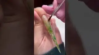Нереально крутой маникюр на супер длинных ногтях!