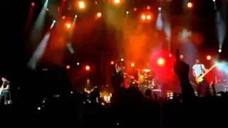 PARAMORE - CARACAS - (18/ 22) - Final LOOKING UP.
