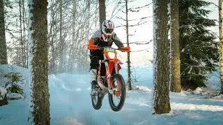 Beautiful winter day in Finland  [Enduro | 4K]