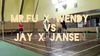 BADMINTON PARTAI KERAS MR FU & WENDY VS AJAY & JANSEN