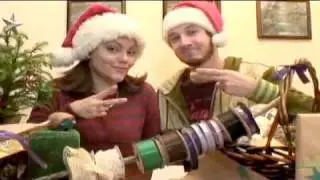 Creative Holiday Gift Wrapping Ideas, Recycled Wrapping : Threadbanger