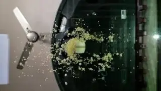How Roomba Works  (Slow Motion)