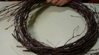 Как сделать основу для венка из березовых веток 1