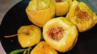 Запеченные яблоки с медом и орехами