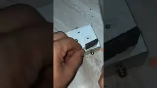 Toshiba transistor 2sA1943 inside to identify the amount of silicon