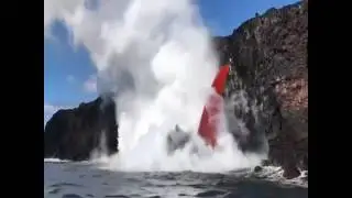 KALAPANA  HAWAII  LAVA WATERFALL - LAV ŞELALESİ