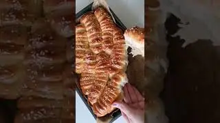 Сдобные булочки 🥐 рецепт в комментариях 