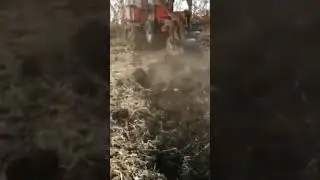 ДТ-75 с двигателем от ЯМЗ-236 в пахоте зябы