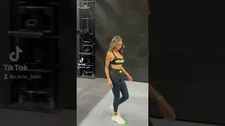 Ring Girl wants to get in the cage 😯 😂 