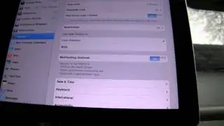 Multitasking Gestures on the iPad 2