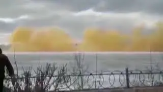 Взрывная волна на Иртыше выбила стёкла в десятках квартир.