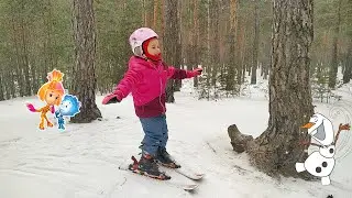 Как поставить ребёнка на горные лыжи. 4,5 годика Соника влог