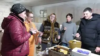 Що українці знають про мед та продукти бджільництва.