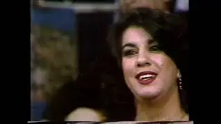 Hülya Süer - Elleri Kınalı
