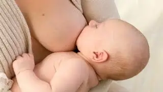 4k breastfeeding & breast pump tutorial - beginner friendly tutorial for new moms using breast pump