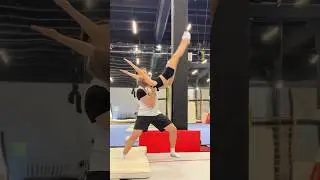 Персоналки по акробатике в Москве🤸🏽‍♀️ Записывайся😉 #Чирспорт #чирлидинг #cheersport  #Акробатика