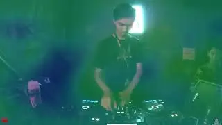 Firman Reynaldi / Resident DJ Liveset / Triangle Express Bandung / Des 2019