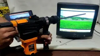 Smash My Monitor |  Killin time with a stinky old Moniter