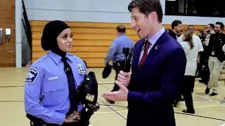 Gabadhii ugu horeyseyee soomaali ah oo booliska Minneapolis ku biirtey