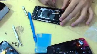 Trocando cabo flex botão power/volume e tampa traseira do moto-x xt1058