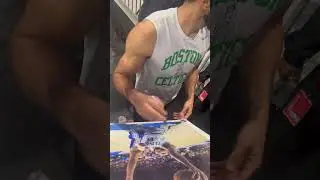 Jayson Tatum Signing Autographs             #celtics #bostonceltics #jaysontatum #signingautographs