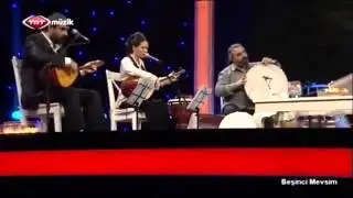 Seval Eroğlu - Gider Oldum Yarenlerim Derildi | Canlı Performans - www.radyobox.com