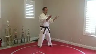 Uechi Ryu - Sanchin - Henry Thom 10-Dan Hanshi
