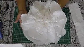 Большие цветы из бумаги. Мастер-класс