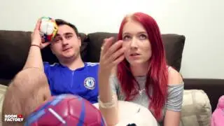 КАК ДЕВУШКИ СМОТРЯТ ФУТБОЛ.mp4