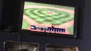 Goldschmidt with the behind the back throw for the out!