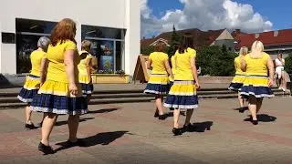 Mamita Mia. Spanish Line Dance