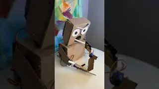 Robot Magician Performs A Pen Magic Trick #shorts