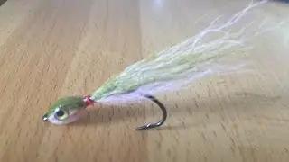 Fly Tying : Easy rainbow trout bucktail fly