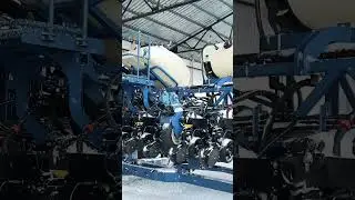 Купили новую сеялку Kinze. Скоро будем испытывать в поле! Сеялка-огонь!!!