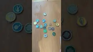 а у вас были такие медальки со Шреком  ))